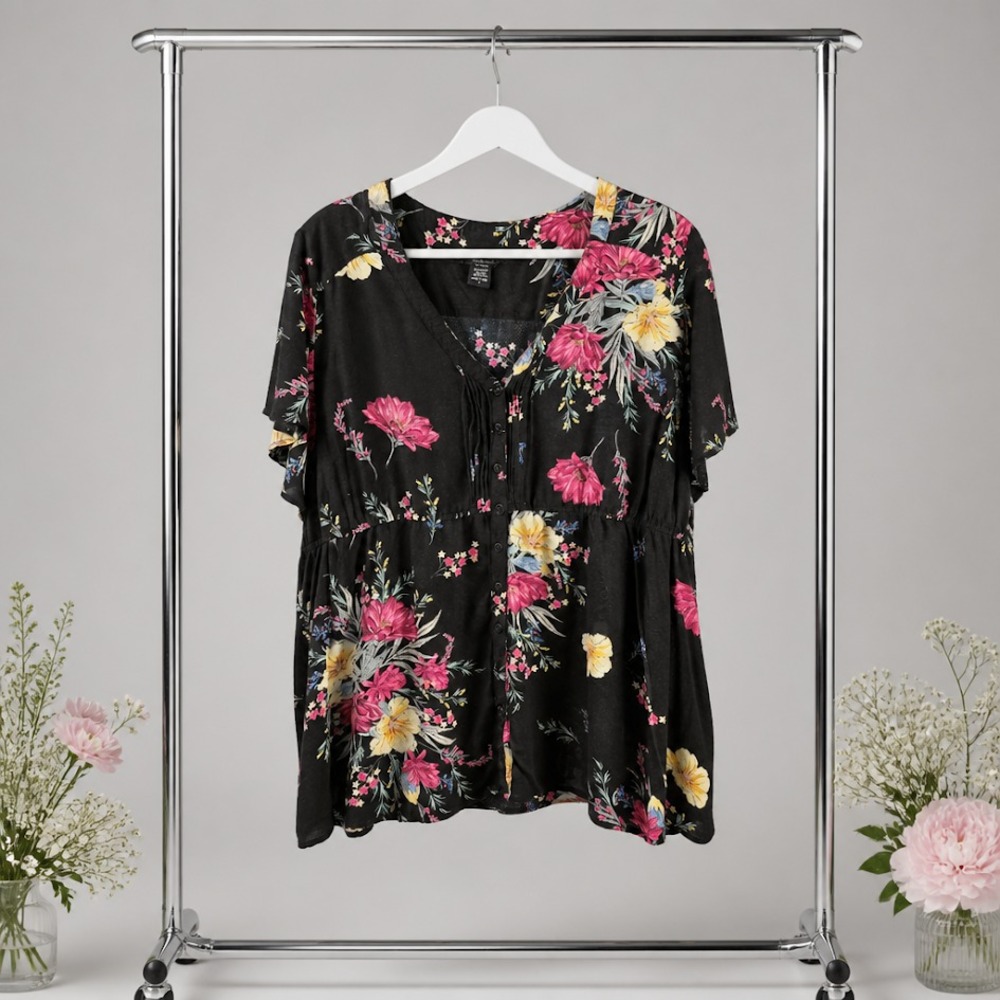 Torrid Plus Size 3 Black Floral Babydoll Tunic Flutter Short Sleeve Blouse